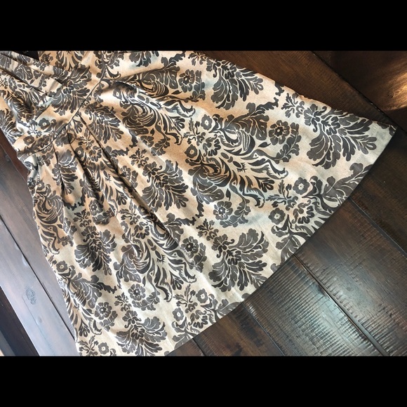 Silver Dress with Pockets! - Picture 3 of 5